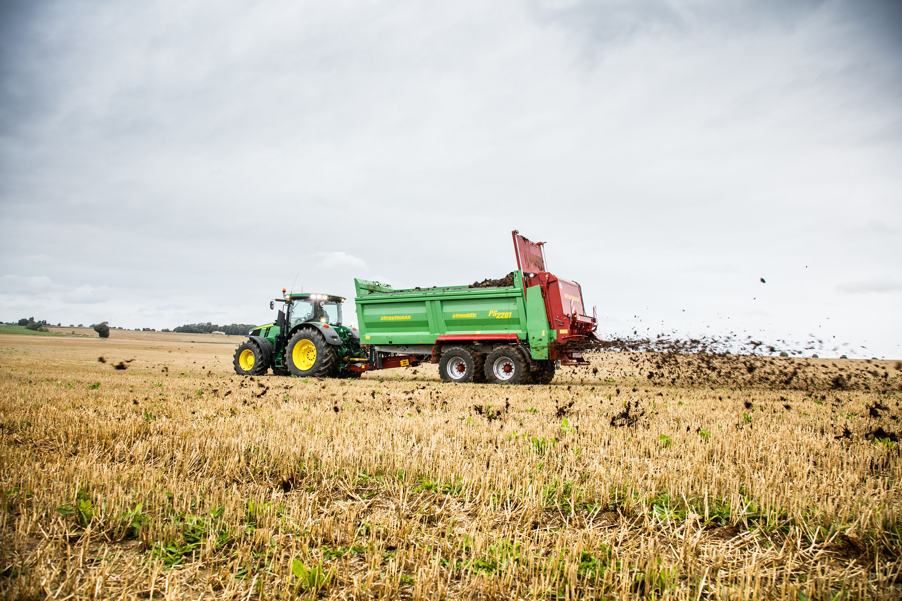 John Deere 9R/9RX 640 sluipt tot de magische 700 pk grens 