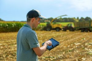 Twee jaar gratis testen: Krone Smart Telematics en agrirouter pakket