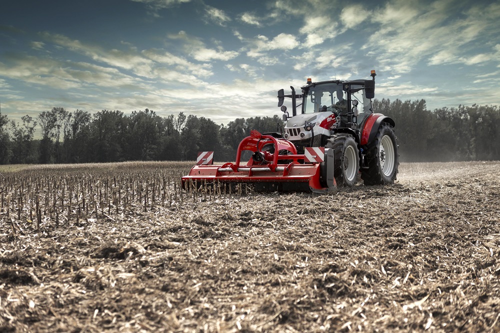Twee transmissiekeuzes en extra functies voor Steyr Plus-tractoren