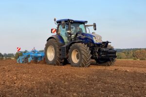 We reden mee met de vernieuwde New Holland T7 SWB-serie