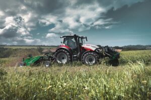 Meer transmissiekeuze en drie pakketten voor STEYR Expert