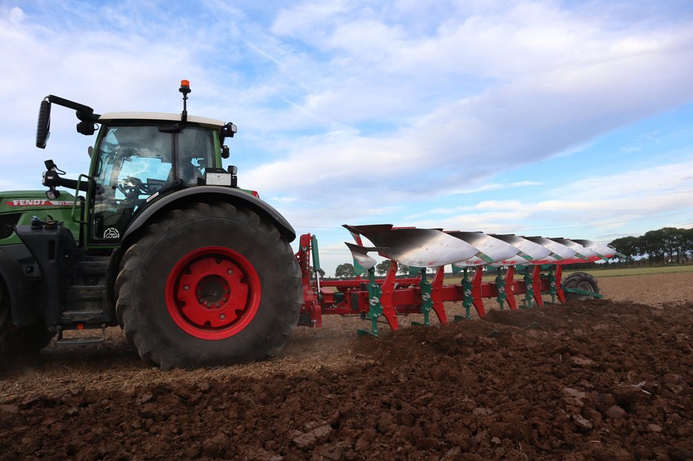 Strak ploegwerk op iedere grondsoort